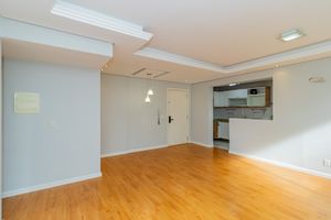 Image 3 - 858878