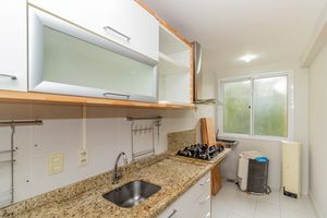 Image 18 - 858878