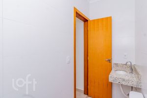 Image 32 - 858881