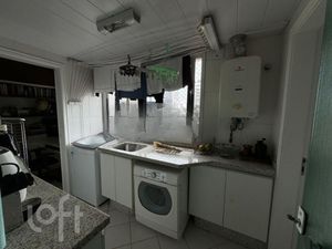 Image 24 - 858927