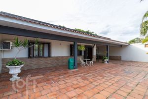Image 16 - 858934