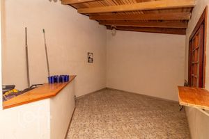 Image 30 - 858934