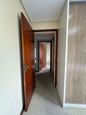 Image 13 - 858969