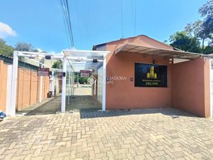 Image 1 - 858972