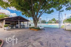 Image 9 - 858987