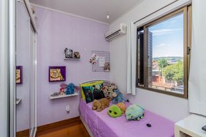 Image 13 - 859005