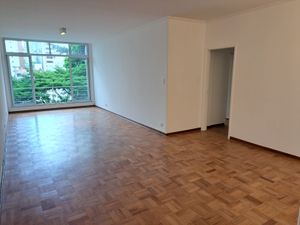 Image 1 - 859019