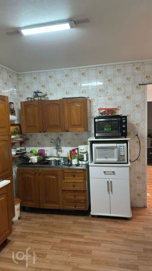 Image 8 - 859025