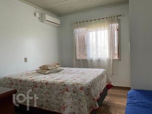 Image 10 - 859048