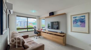 Image 3 - 859114