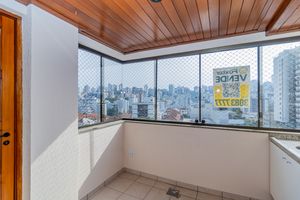 Image 4 - 859116