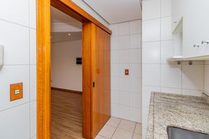 Image 13 - 859116