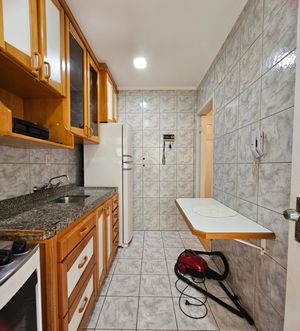 Image 6 - 859120