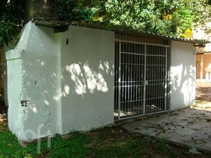 Image 23 - 859131