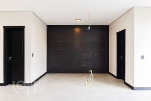 Image 35 - 859134