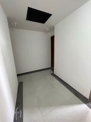 Image 13 - 859146