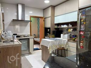 Image 4 - 859158