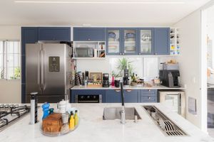 Image 9 - 859161
