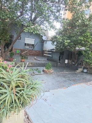 Image 30 - 859174