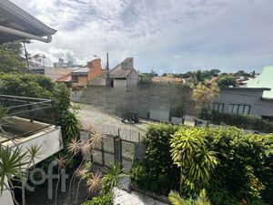Image 12 - 859213