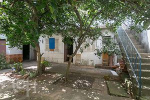 Image 22 - 859218