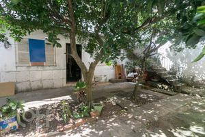 Image 21 - 859218