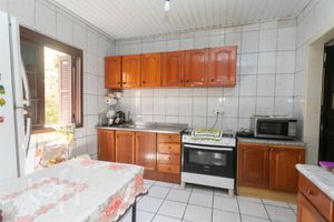 Image 13 - 859218
