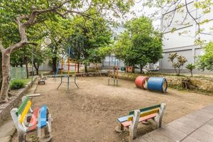 Image 9 - 859241