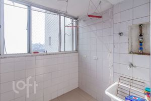 Image 28 - 859265