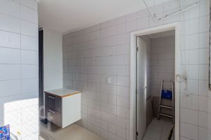 Image 30 - 859265