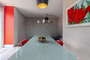 Image 31 - 859278