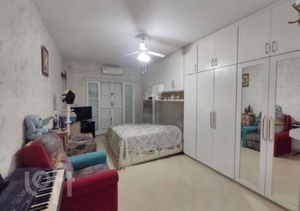Image 4 - 859279