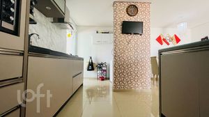 Image 7 - 859295