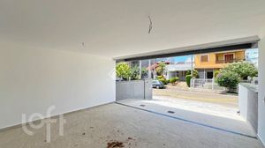 Image 3 - 859298