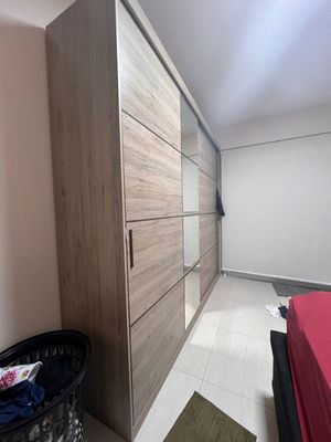 Image 3 - 859304