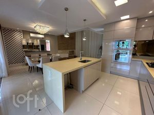 Image 7 - 859307
