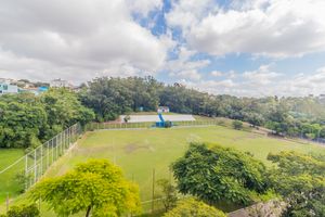 Image 4 - 859311