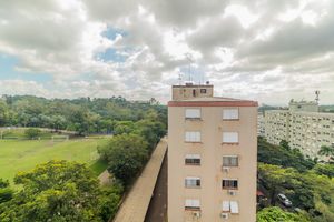 Image 13 - 859311