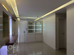 Image 4 - 859327