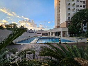 Image 20 - 859373