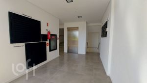Image 18 - 859411