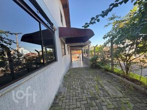 Image 18 - 859416