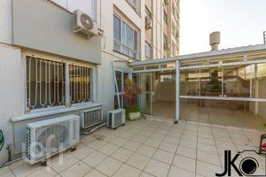 Image 2 - 859455