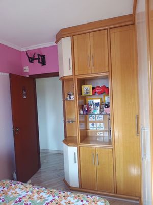 Image 5 - 859458
