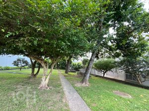 Image 24 - 859459