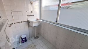 Image 11 - 859470