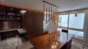 Image 3 - 859489