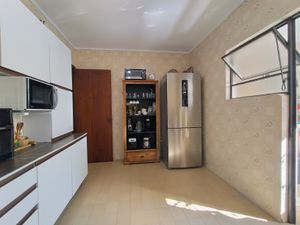 Image 21 - 859564