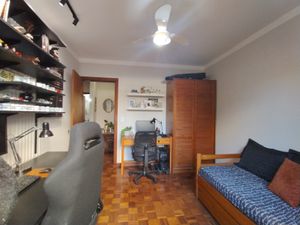Image 24 - 859564