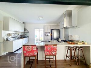 Image 6 - 859565